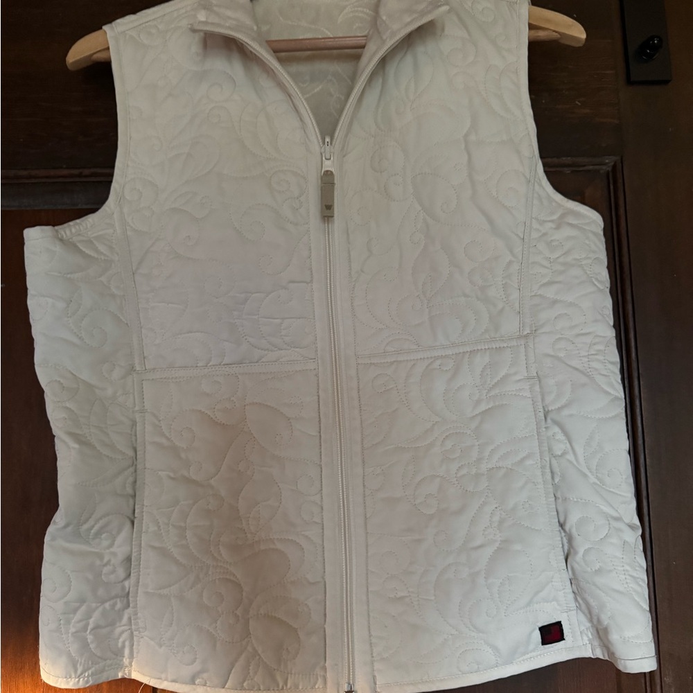 Woolrich Quilted Vest Womens Size m Beige w/Tan Trim Lined Full Zip Pockets Logo